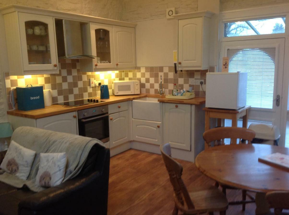 كرمرثن Cwmtwrch Cottage المظهر الخارجي الصورة